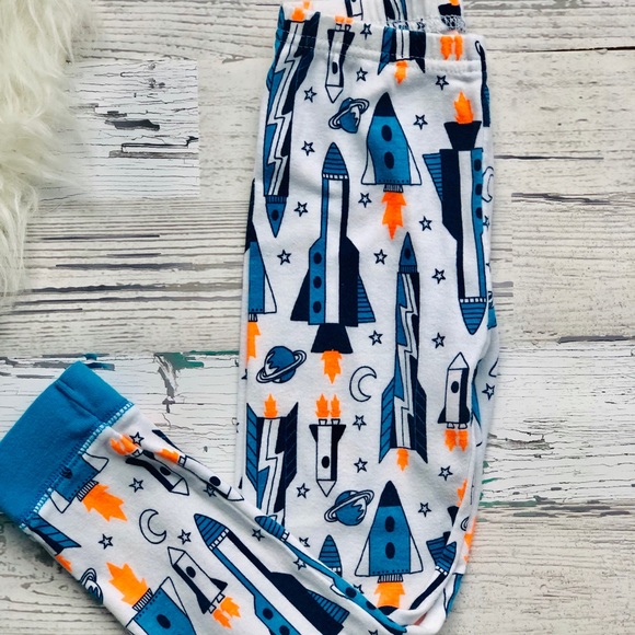 4pc Carter “Rocket Theme” 4T Pajama Bundle - Picture 3 of 8